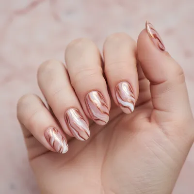 Rose-gold Marble Copper-veining Short Almond Nails