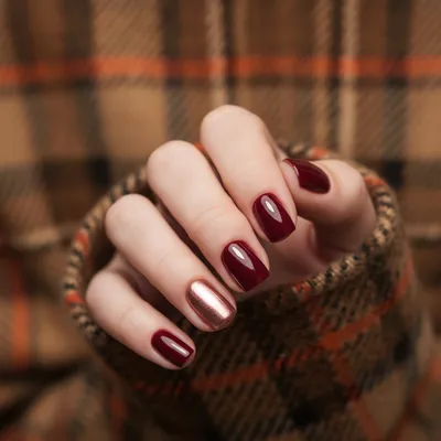 Burgundy Deep Wine Short Square Nails With Rose-gold-chrome Accent Fin